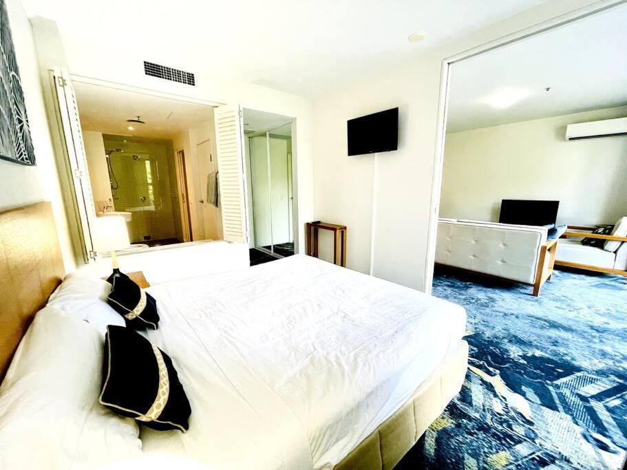 Oasis At Harbour Lights Apartment